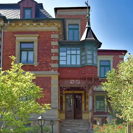 Heritage In With Garden Apartman